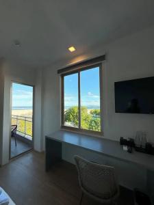 Avyanna Gulhi Beach - 82