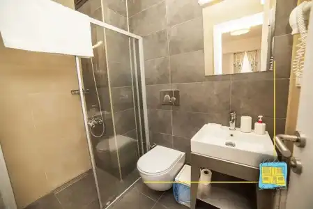 Ni̇li̇a Bozcaada - 6