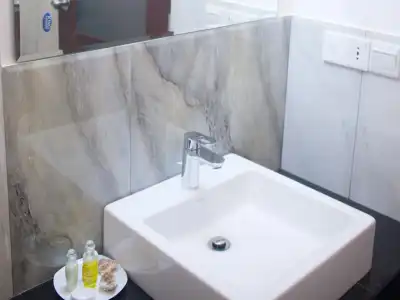 The Suite 262 - 19