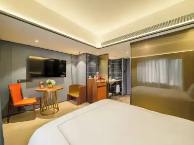Shanghai Donghu - 22