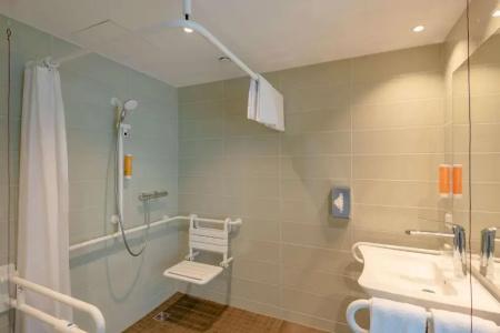Super 8 by Wyndham Dresden - 37