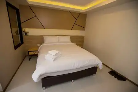 Tuck Me iN - 2