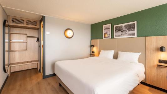 Campanile NATURE - Vannes - 42