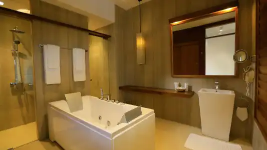 Pandanus Beach Resort & Spa Resort - 11