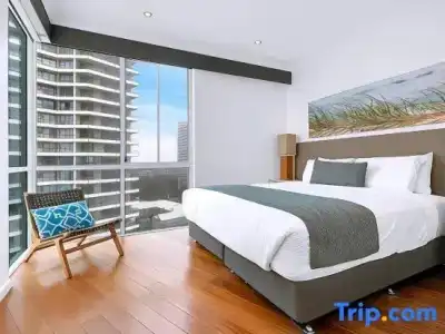Pacific Views Resort - 121