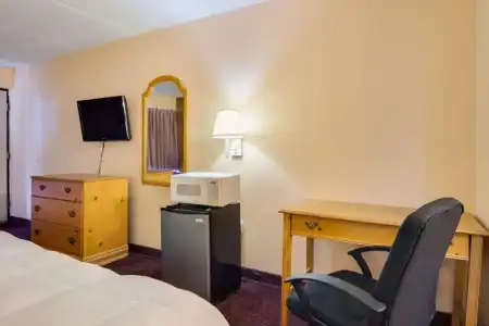 Motel 6 Macon, GA - 37