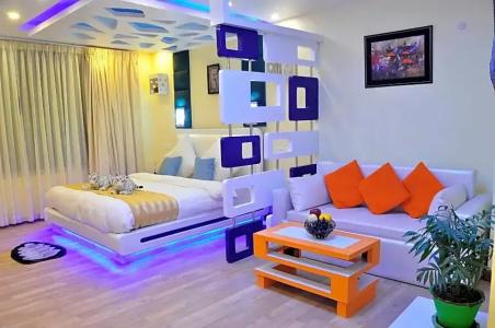 Royal Penguin Boutique & Spa - 133