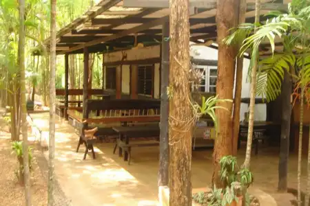 Sam's Jungle Guesthouse - 5