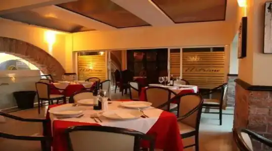 La Alhondiga - 13