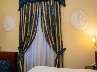 Caroline Suite - 35