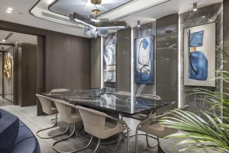 DoubleTree by Hilton - 32