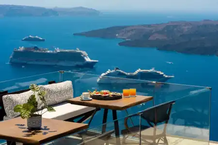 Daydream Luxury Suites - 34