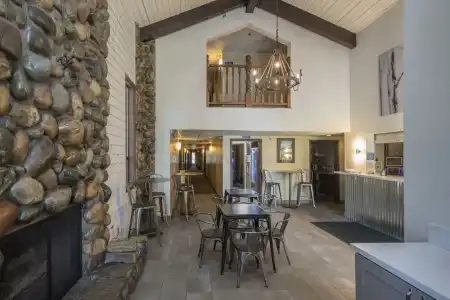 Inn at Truckee - 37