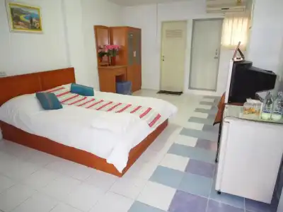 Thanapa Mansion - Hostel - 34
