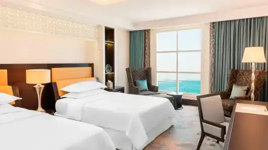 Sheraton Sharjah Beach Resort & Spa - 25