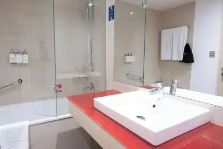 Park Inn by Radisson Linz - 81