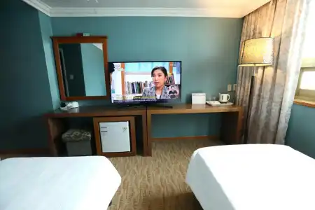 Prime Tourist - 21
