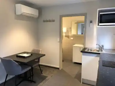 Autoline Queenstown Motel - 143