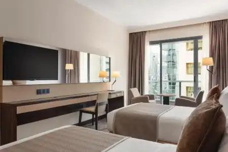 Hawthorn Suites by Wyndham Center - 56