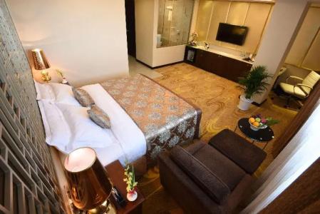 Best Western Chinatown - 158