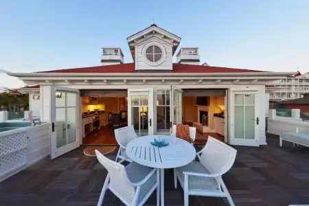 Beach Village at The Del, LXRs & Resorts - 48