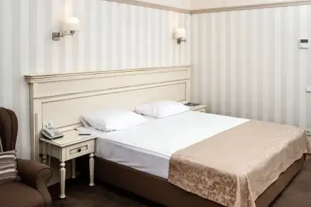 Premier Geneva - 55