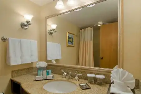 Hilton Raleigh North Hills - 8