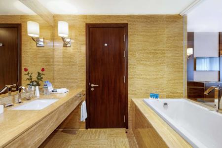 Wyndham Legend Halong - 8