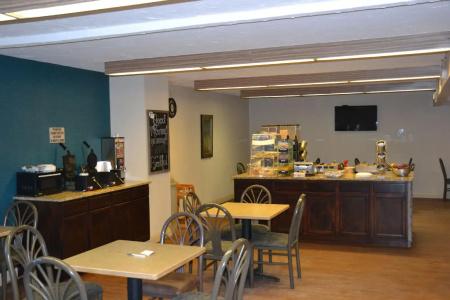 Expressway Inn - 24