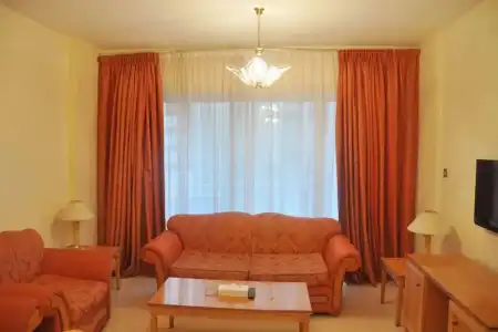 Royal Plaza Apartments - 28