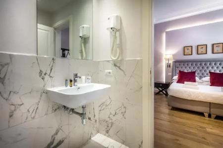 Emma Small Luxury - 89