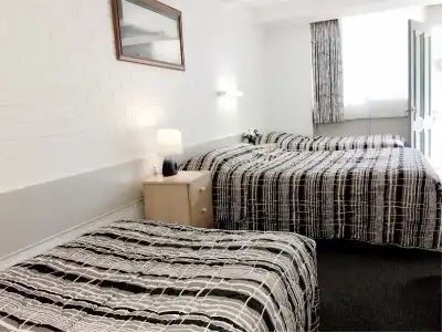 Eureka Lodge Motel - 3