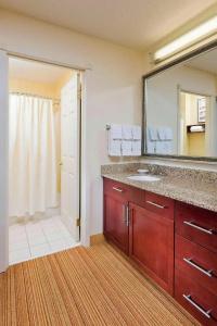 Residence Inn Peoria - 28