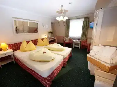 Romantikhotel - 82