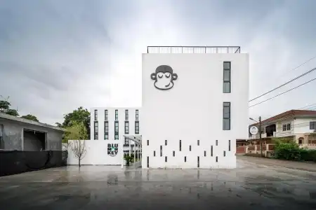 Blu Monkey Hub & Ranong - 2
