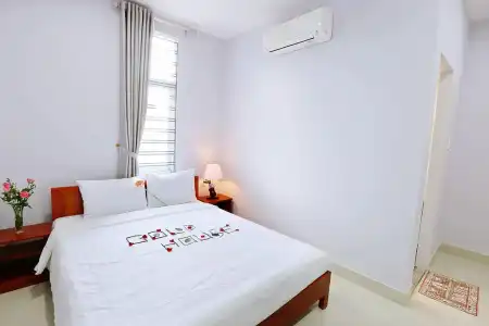 Gold House - 4