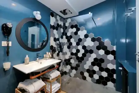 Rarity Suites - 32