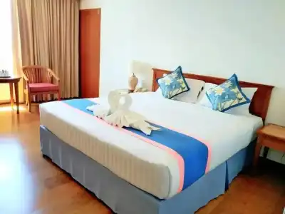 Diamond Plaza Suratthani - 6