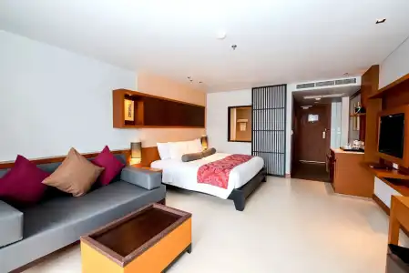 ASHLEE Hub Patong - 32