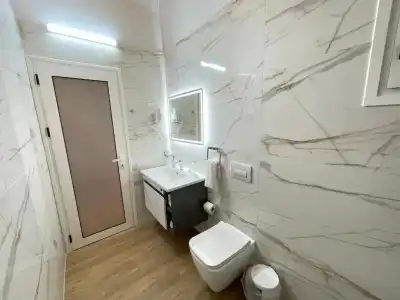 Arial Penthouse Suites - 281