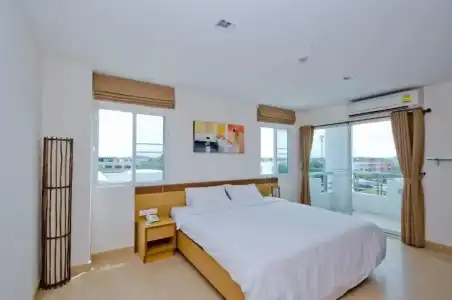 Kozy Inn - 33