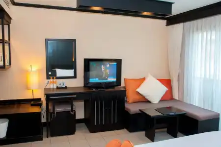 Rattana Beach - 4