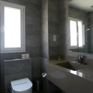 Dionysos Central - 10