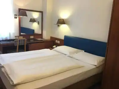 Adria - 34