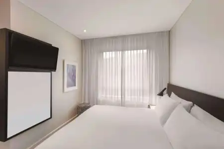 Adina Apartment Perth - 2