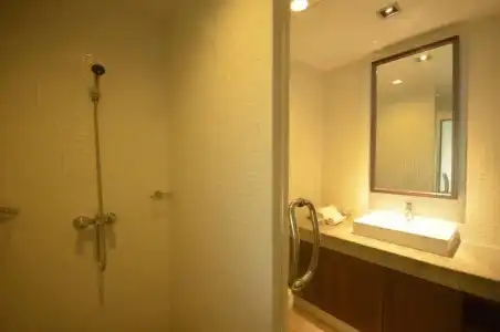 Sakorn Residence and - 39