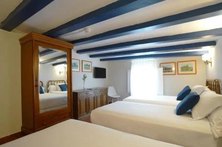 Medium Romantic - 74