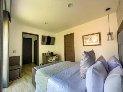 Parral 14 Boutique - 53