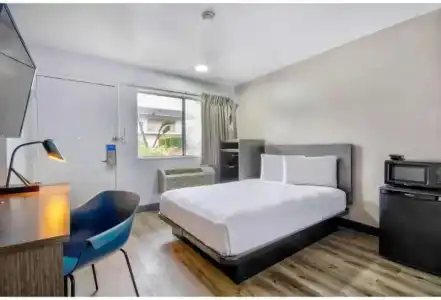 Motel 6 Austin, TX - North - 60