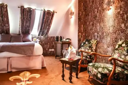 Hôtel Le Temple de Jeanne - 68